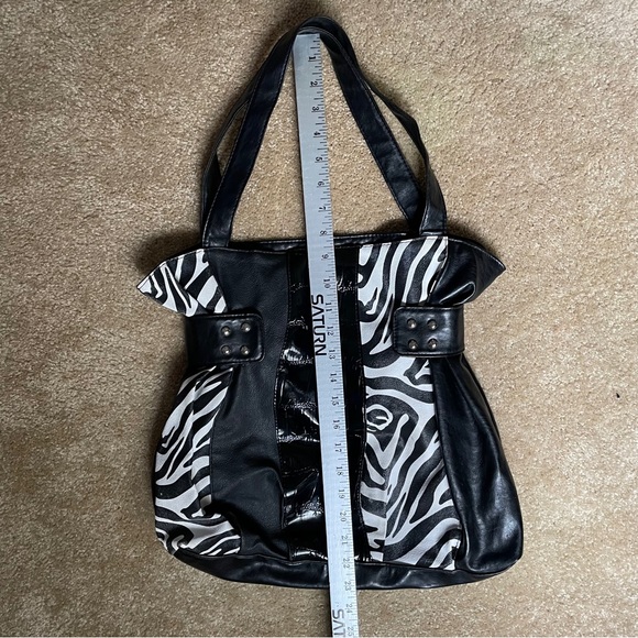 Zebra print purse - Picture 6 of 16
